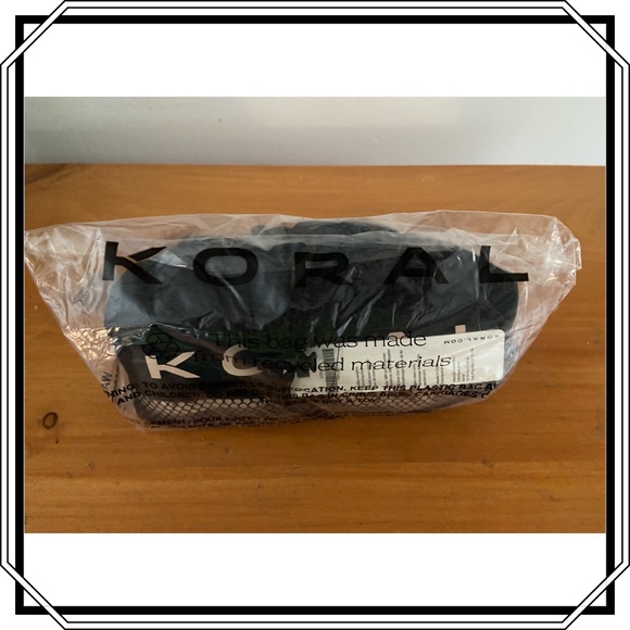 Koral Logo Ankle Weights - 1lb Weights - Picture 2 of 3